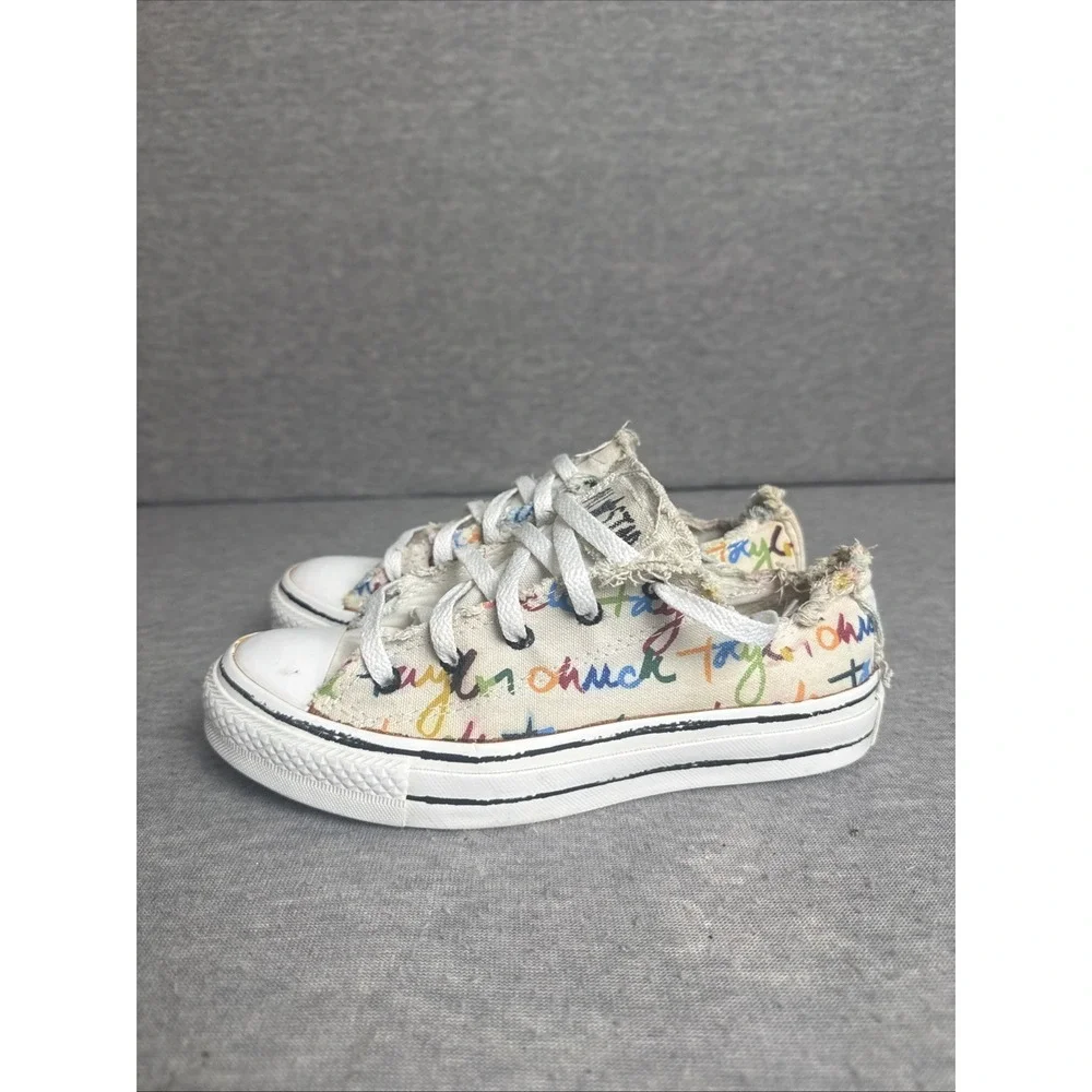 CONVERSE CHUCK  TAYLOR WOMEN'S ALL STAR DISTRESSED RAW EDGE‎ SNEAKERS SIZE 6 - Picture 4 of 10